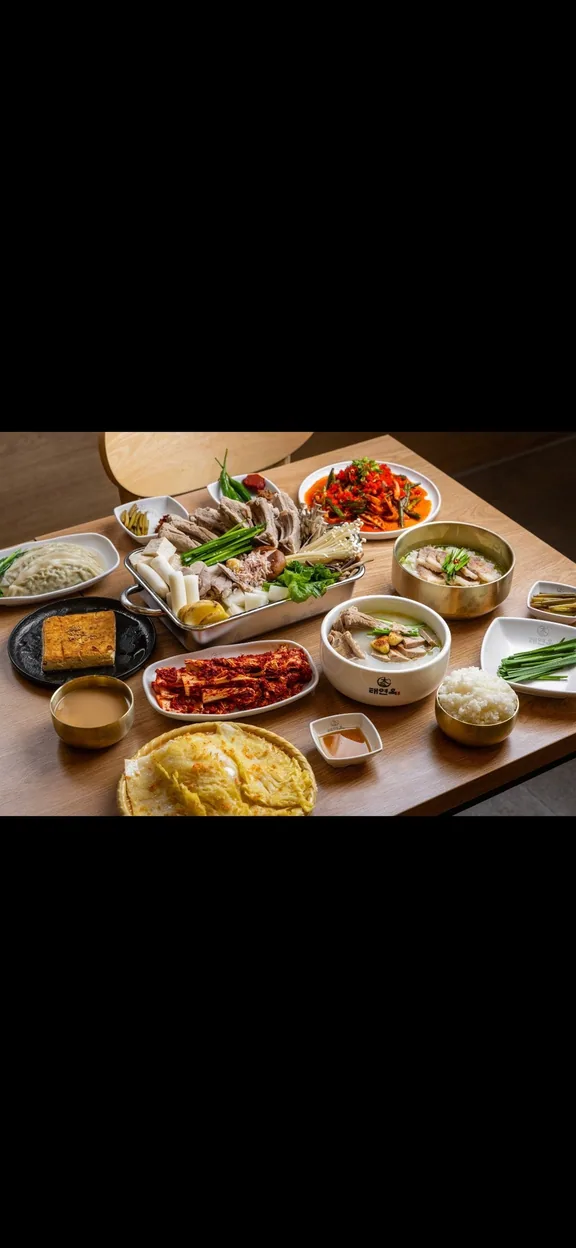 남구 한식 태연옥의 정갈한 상차림과 대표 메뉴 모습